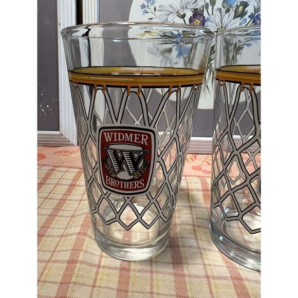 Widmer Brothers Brewery Portland, Oregon Pint Beer Glasses Basketball Set of 2 - Picture 3 of 5